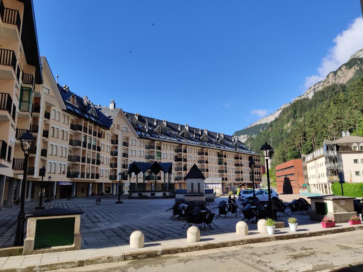 "Leo Pixel" Avairent Canfranc Estacionアパートメント エクステリア 写真